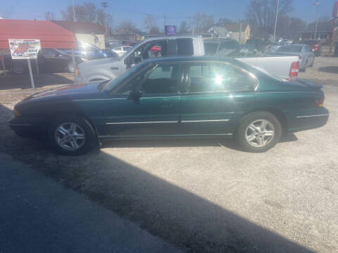 1998 Pontiac Bonneville for sale at RICK'S AUTO SALES in Logansport IN