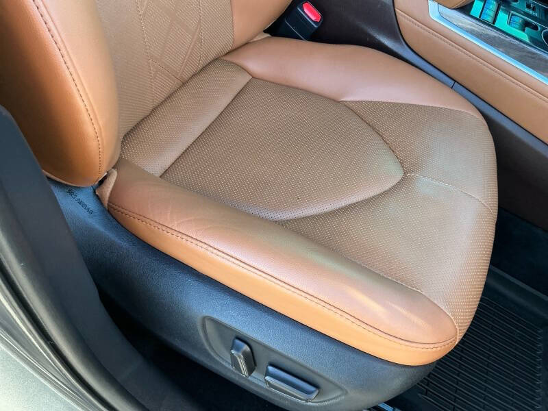 2020 Toyota Highlander Platinum