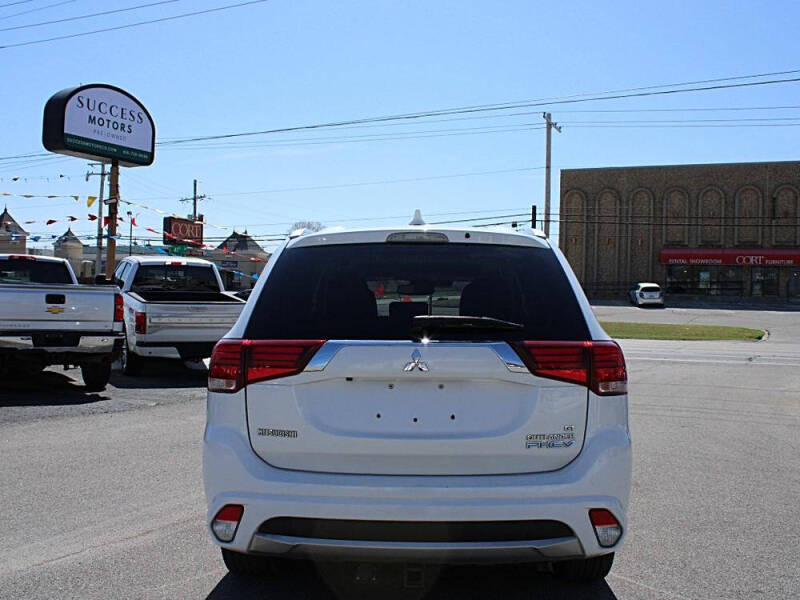 2018 Mitsubishi Outlander PHEV