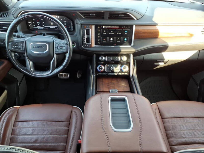 2023 GMC Yukon Denali Ultimate