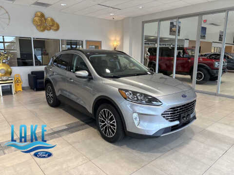 2022 Ford Escape Plug-In Hybrid Titanium