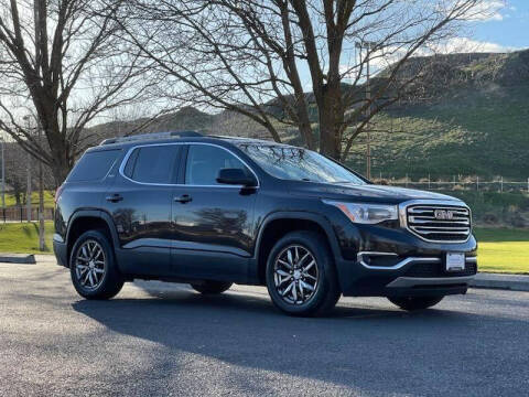 2017 GMC Acadia SLT-1