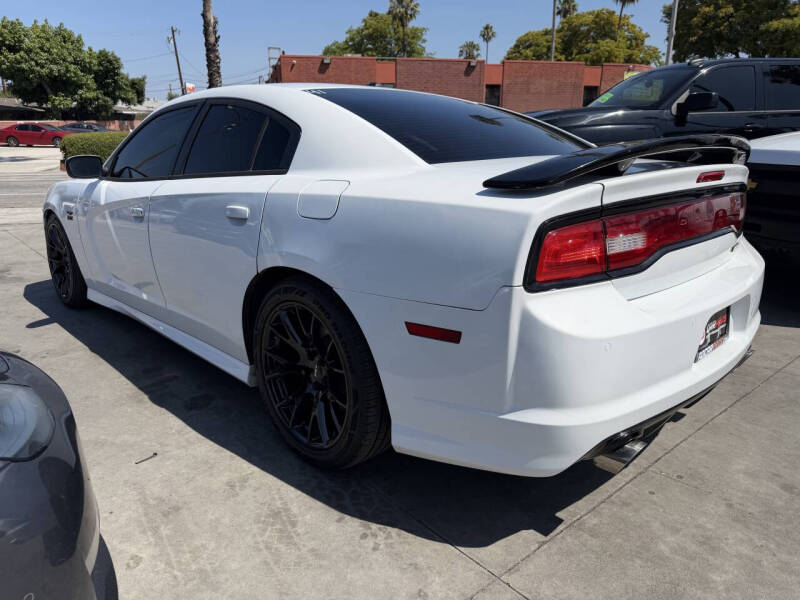 2013 Dodge Charger SRT8