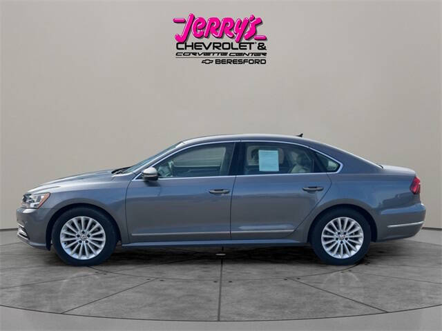 2017 Volkswagen Passat 1.8T SE