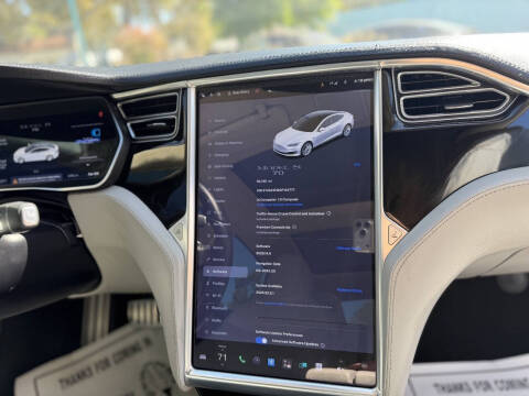 2016 Tesla Model S 70