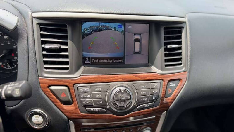 2020 Nissan Pathfinder Platinum