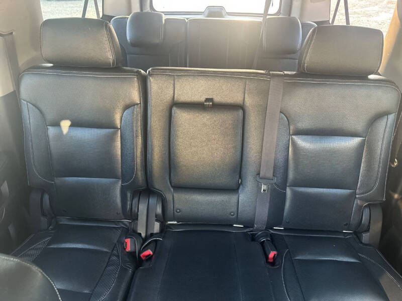 2016 Chevrolet Suburban LS