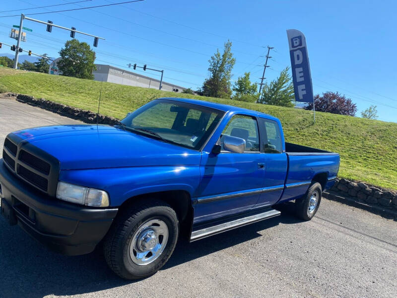 1995 Dodge Ram Pickup 2500 for sale at Viking Motors in Medford OR