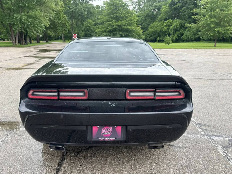 2009 Dodge Challenger SRT8