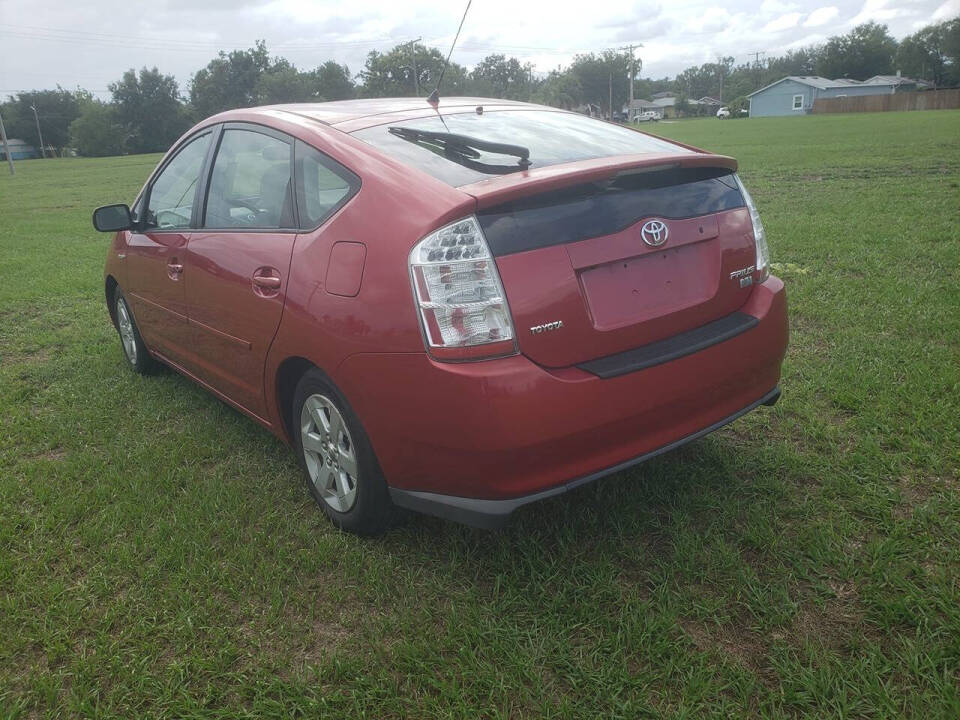 2007 Toyota Prius for sale at We Buy & Sell Cars Inc in Orlando, FL