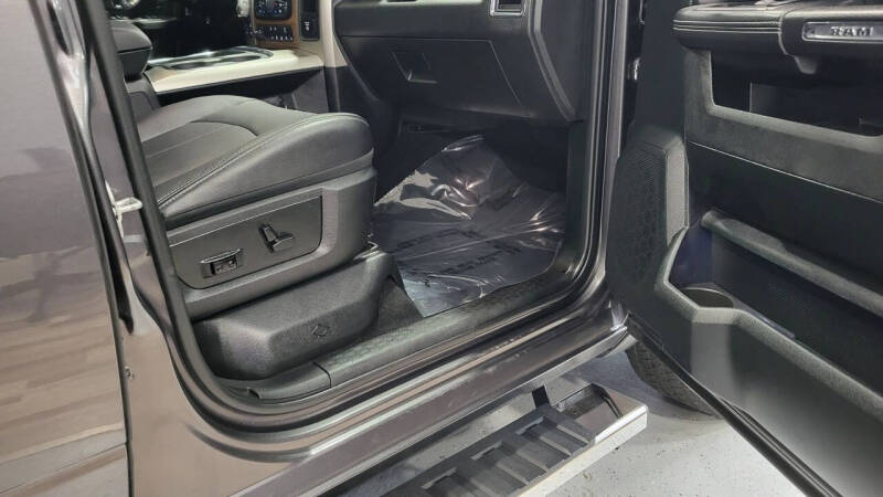 2017 RAM 1500 Laramie