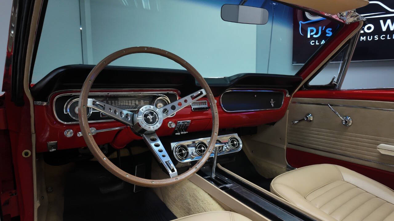 1965 Ford Mustang 44