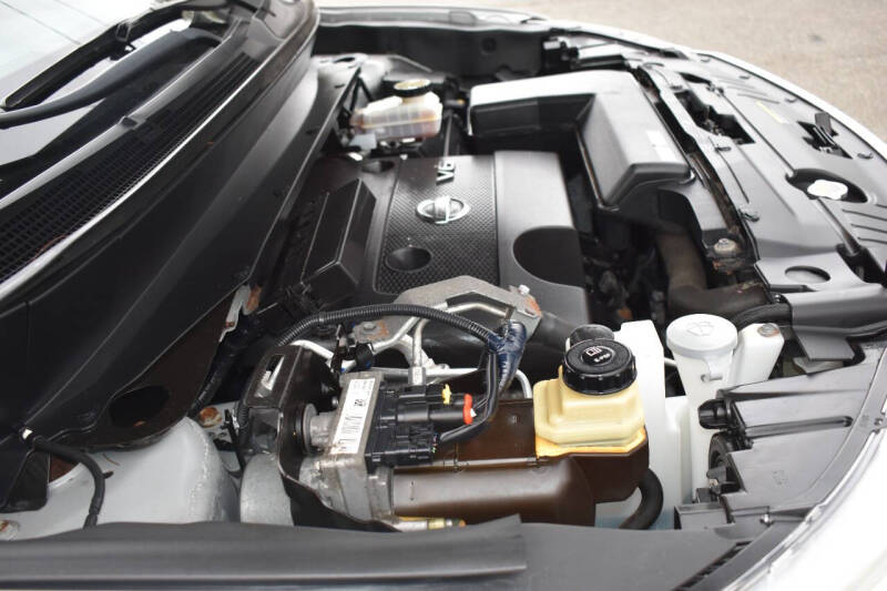 2016 Nissan Pathfinder SL