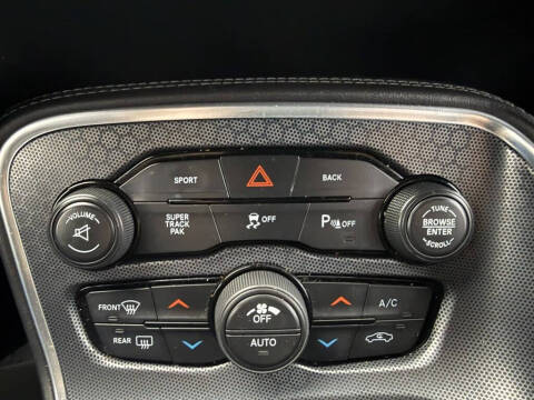 2016 Dodge Challenger R/T Scat Pack