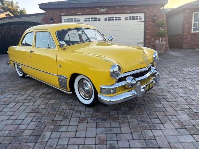 1951 Ford Deluxe