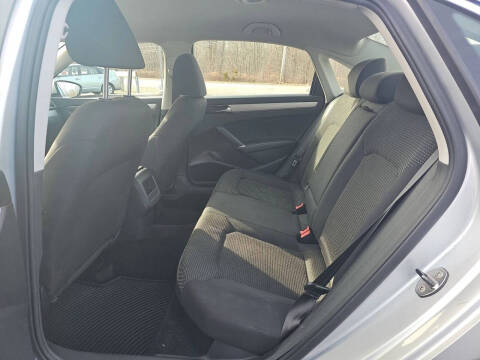 2017 Volkswagen Passat 1.8T S