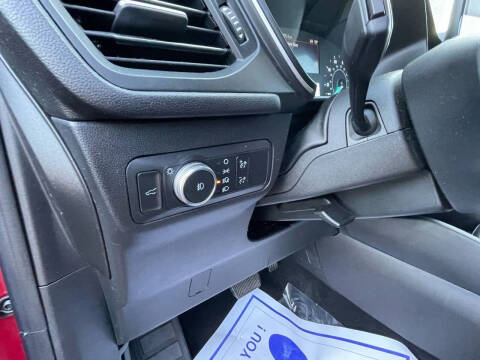 2022 Ford Escape SEL