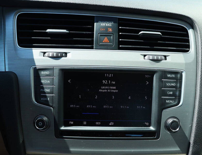 2017 Volkswagen Golf