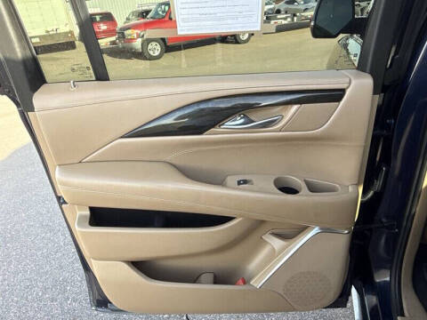 2018 Cadillac Escalade ESV Platinum