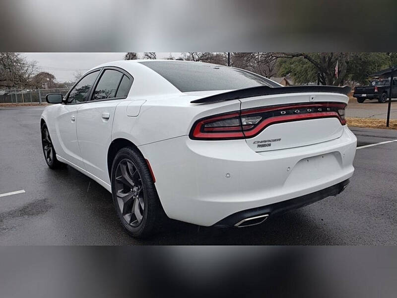 2019 Dodge Charger SXT