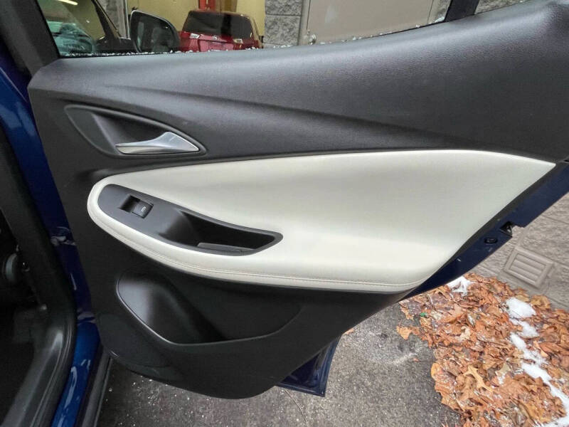 2022 Buick Encore GX Essence