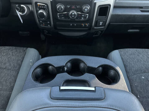 2017 RAM 1500 Big Horn