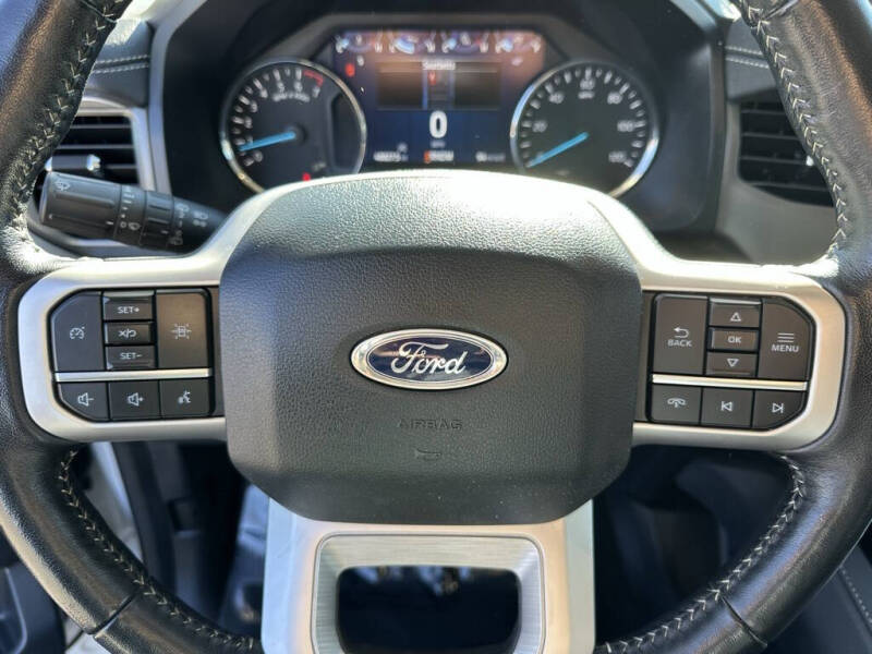 2023 Ford Expedition XLT