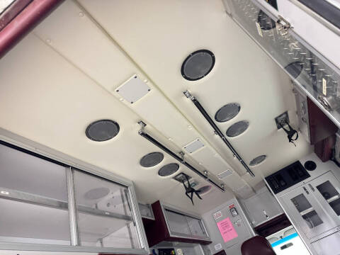 2010 Ford E-Series E-450 SD