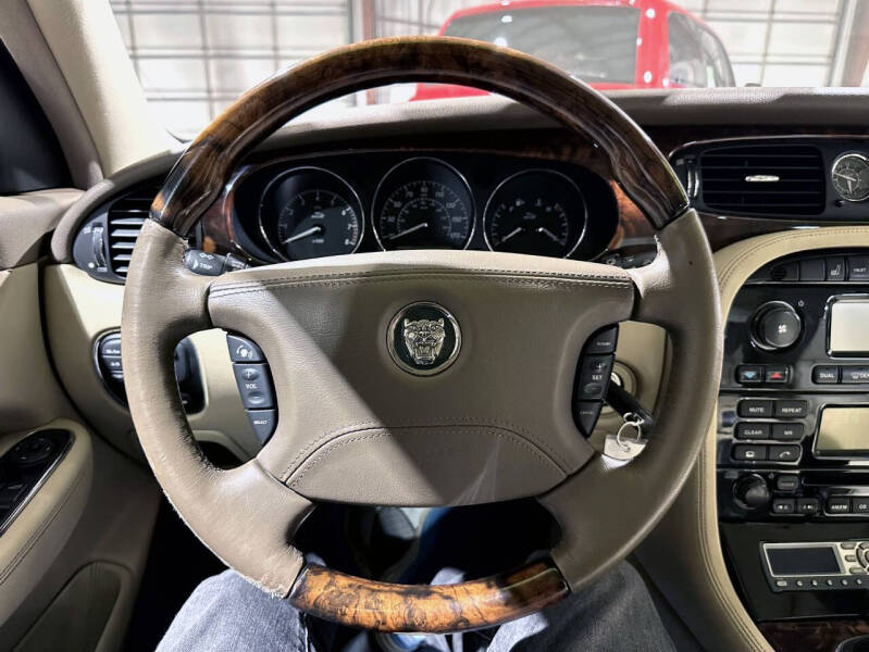 2005 Jaguar XJ-Series XJ8 L