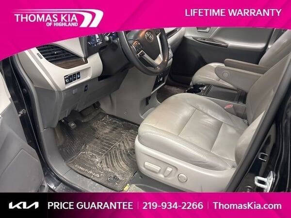2017 Toyota Sienna Limited 7-Passenger