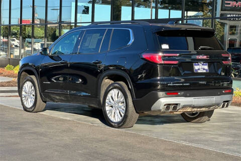 2024 GMC Acadia Elevation