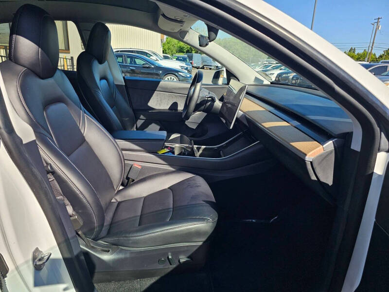 2020 Tesla Model Y Long Range