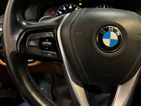 2017 BMW 5 Series 540i