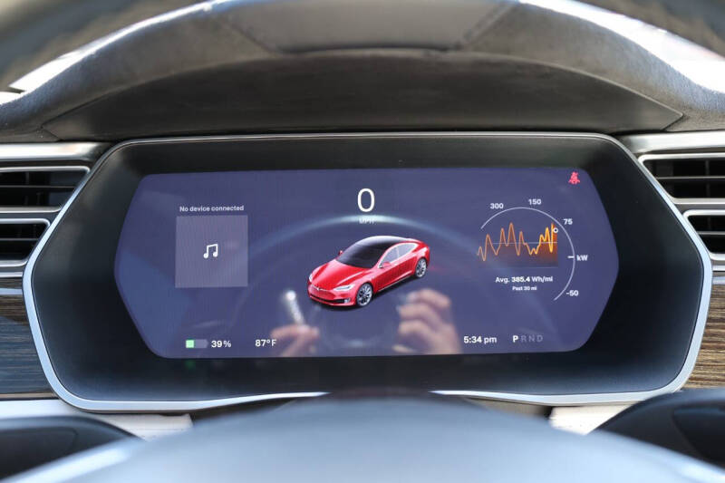 2016 Tesla Model S 90D