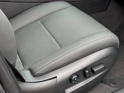 2025 VinFast VF8 Plus