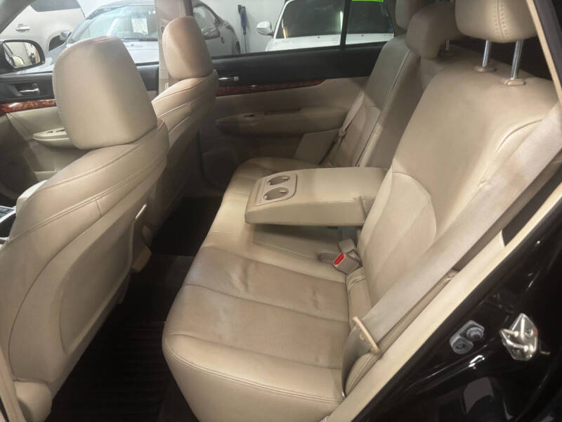 2012 Subaru Outback 3.6R Limited