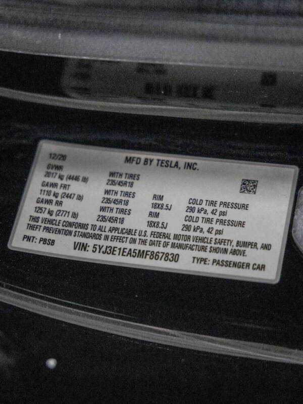 2021 Tesla Model 3 Standard Range Plus