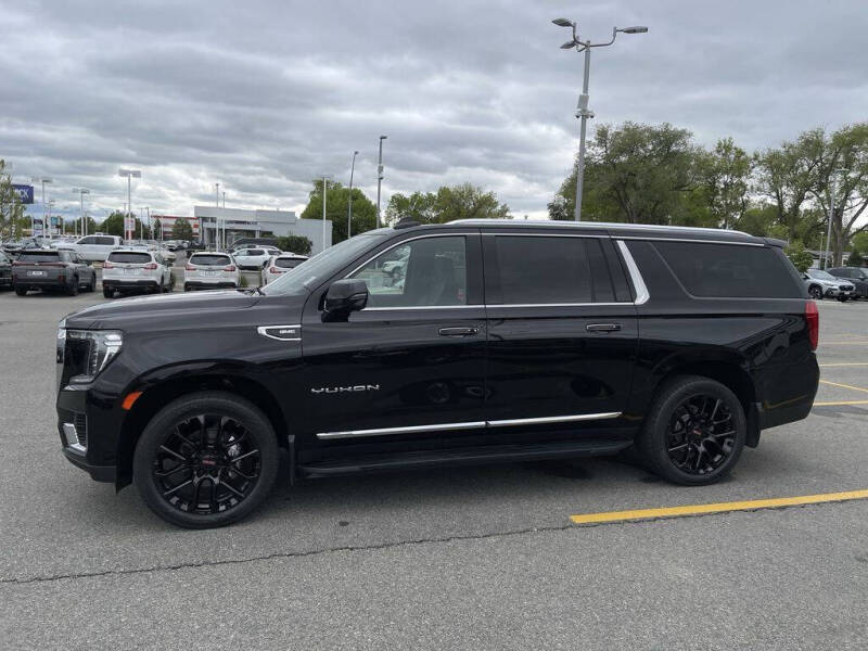 2022 GMC Yukon XL SLT
