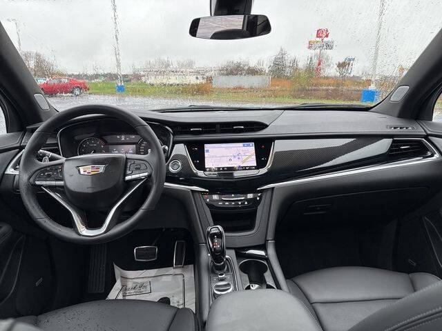 2024 Cadillac XT6 Sport