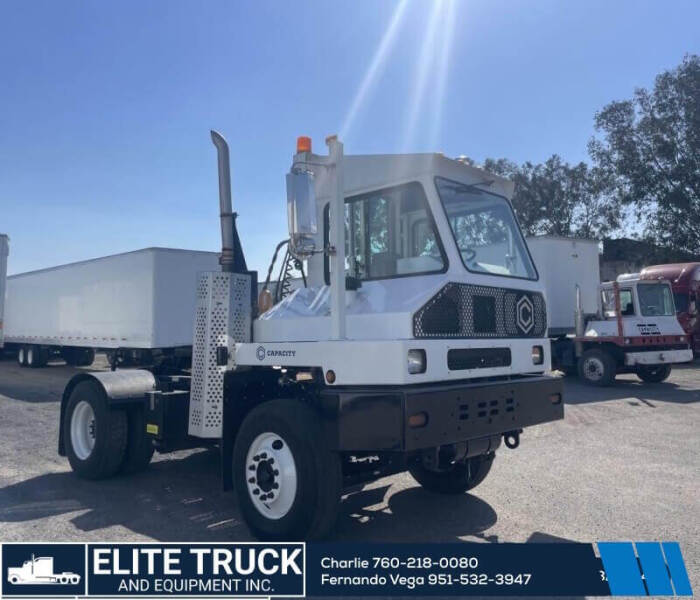 2017 Capacity Sabre 5