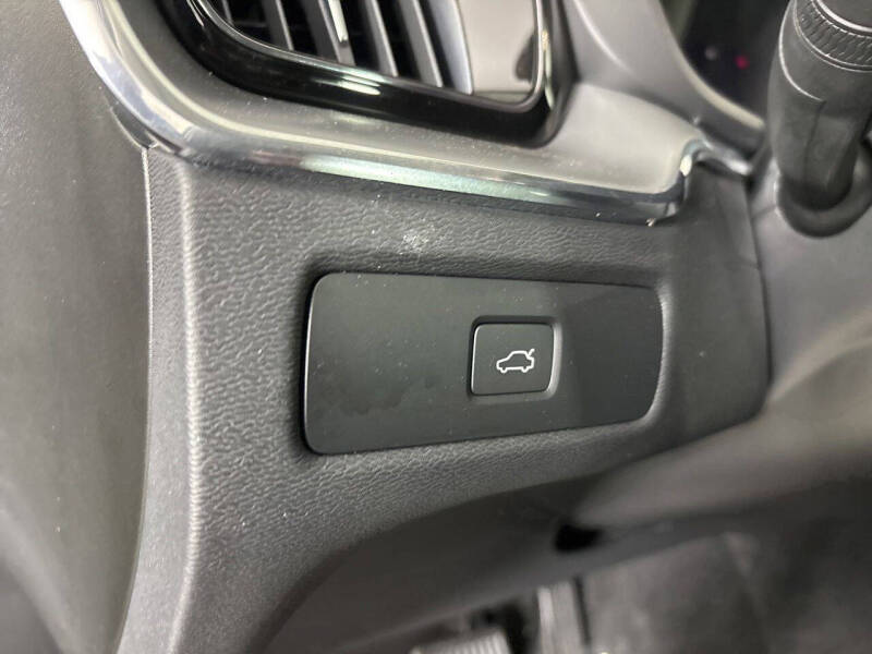2023 Volvo XC60 B5 Core