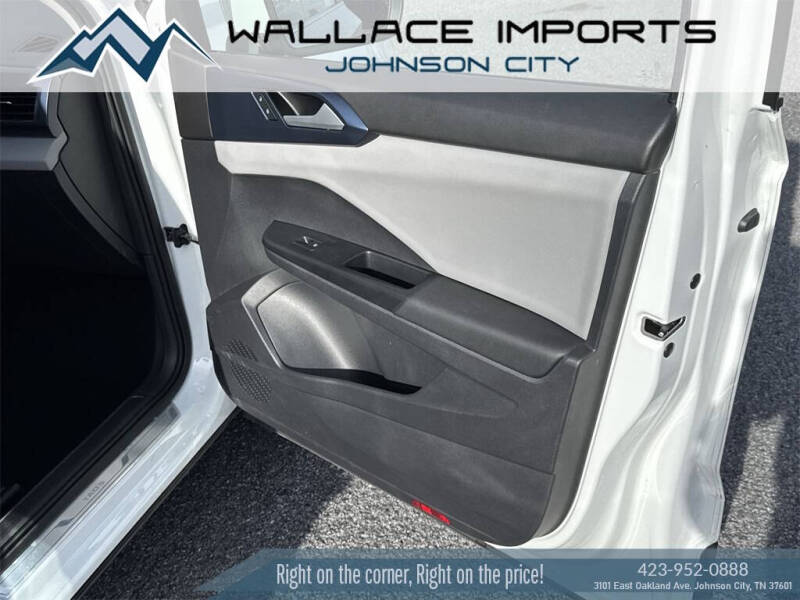 2022 Volkswagen Taos SE 4Motion