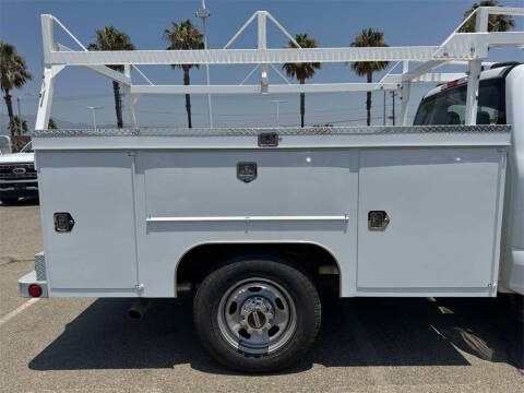 2025 Ford F-350 Super Duty XL