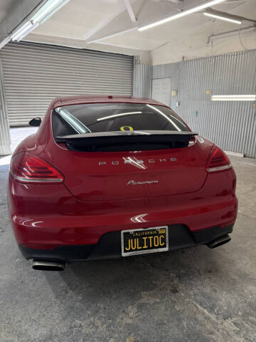 2015 Porsche Panamera