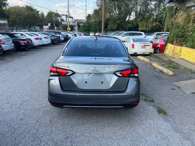 2021 Nissan Versa SV