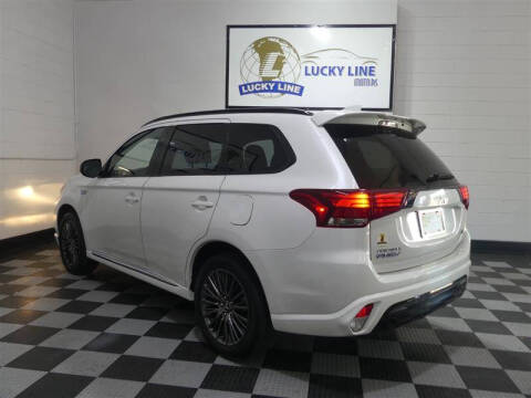 2022 Mitsubishi Outlander PHEV LE