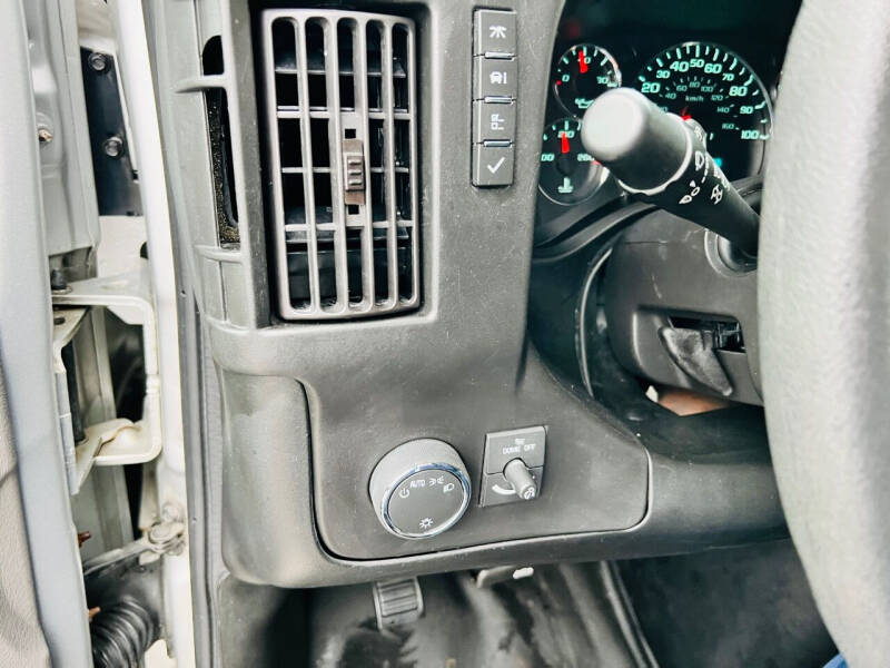 2017 Chevrolet Express LS 3500