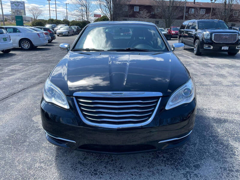2011 Chrysler 200 Limited