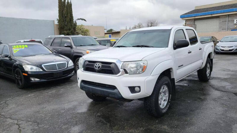 2014 Toyota Tacoma for sale at Cars 2 Go in Clovis CA