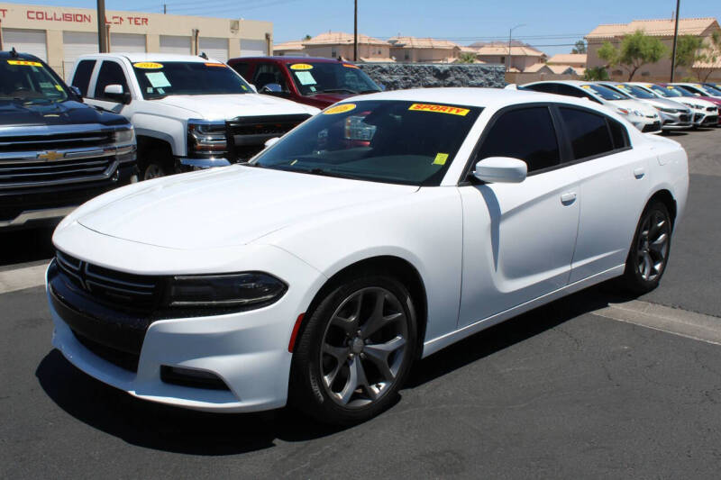 2016 Dodge Charger SXT